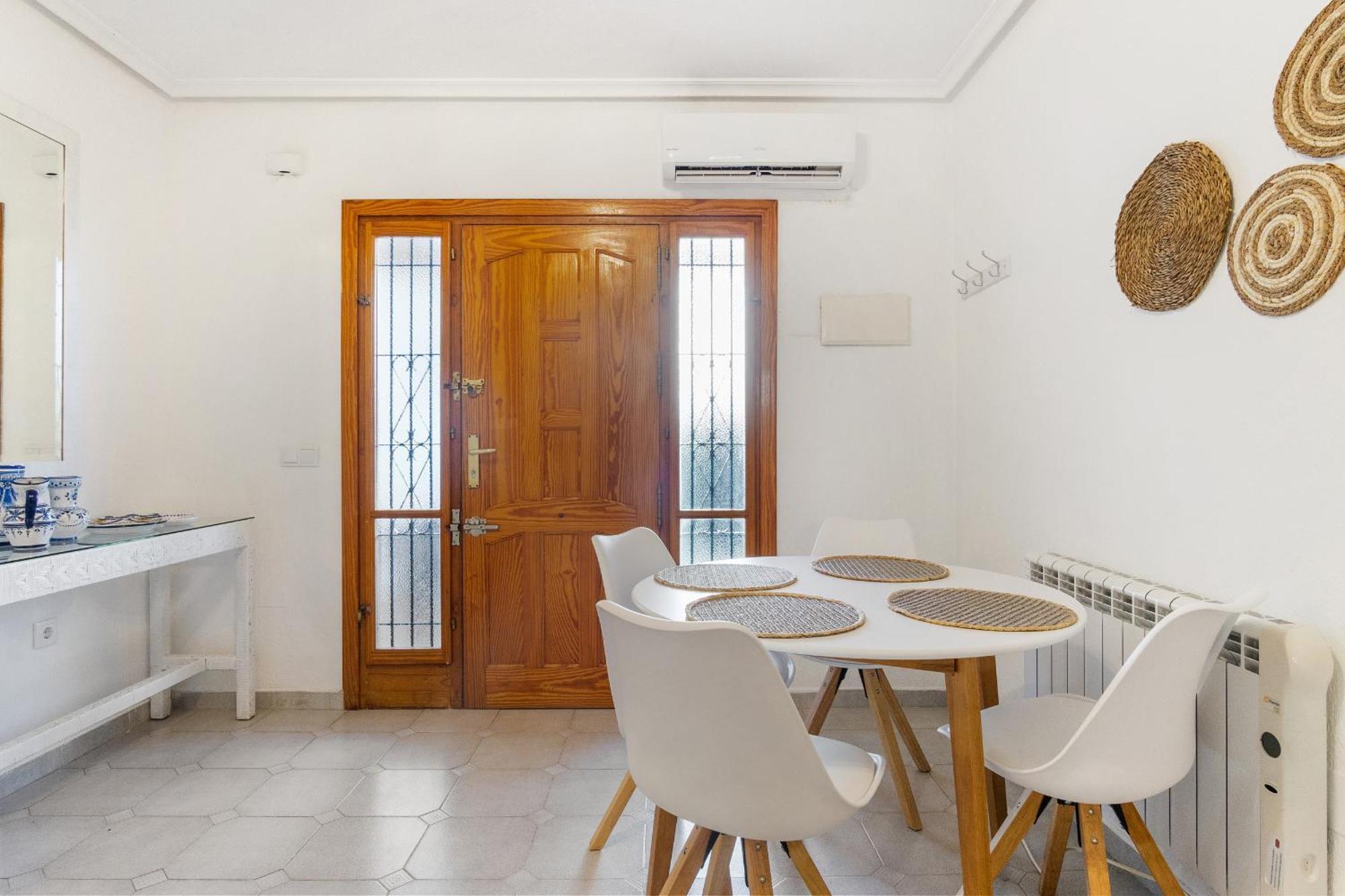 Refugio By The Sea Apartment โอริอุเอลา ภายนอก รูปภาพ