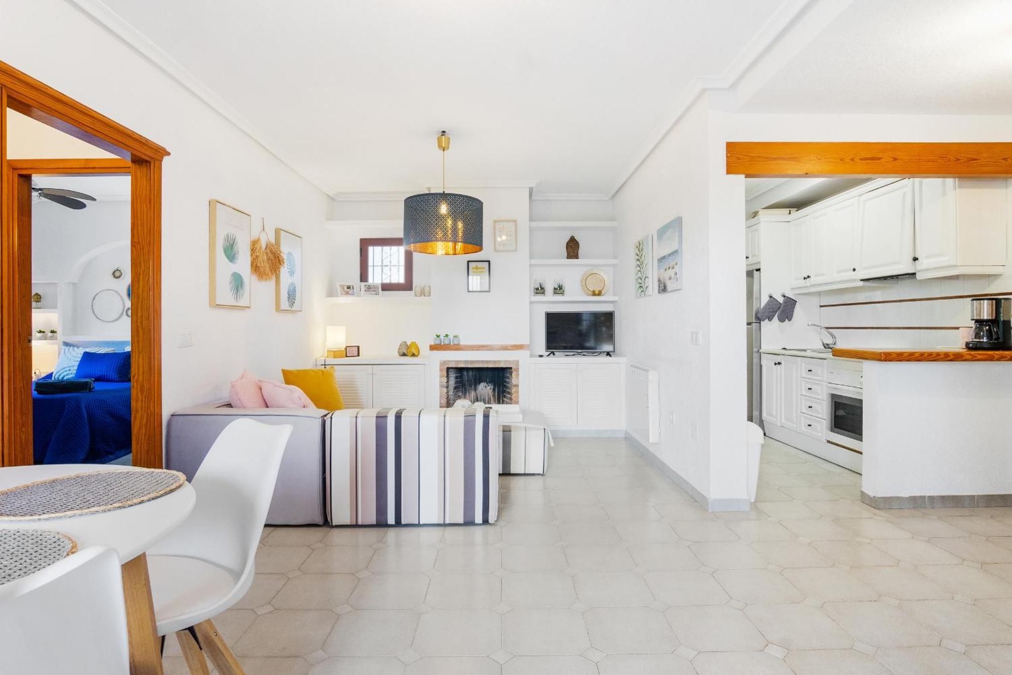 Refugio By The Sea Apartment โอริอุเอลา ภายนอก รูปภาพ